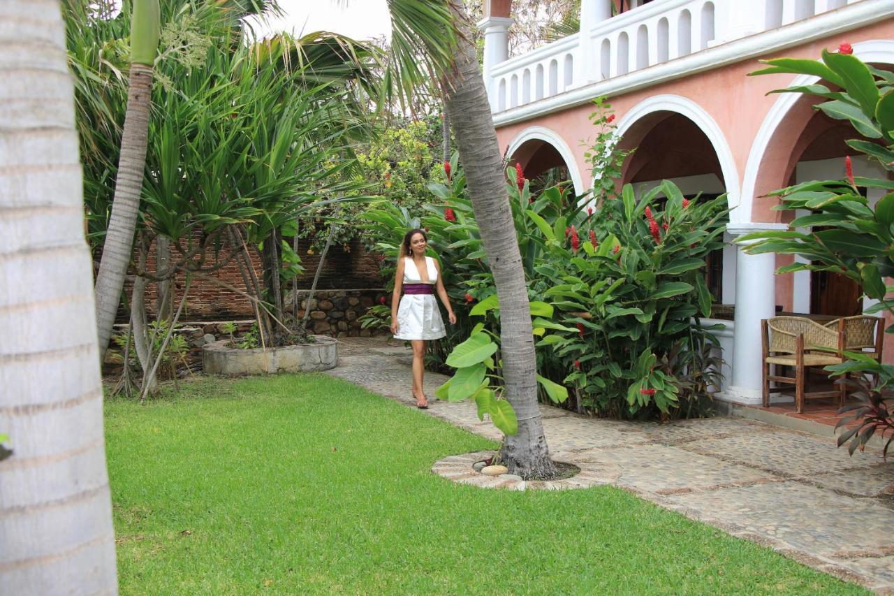 BUNGALOWS SANTA CRUZ PUERTO ESCONDIDO MEXICO REAL